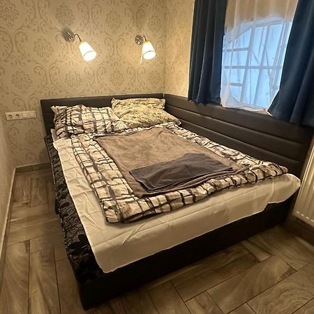 Bright Apartment In The Most Beautiful Street Of Budapest Vaci Street, Fashion Street Exterior foto